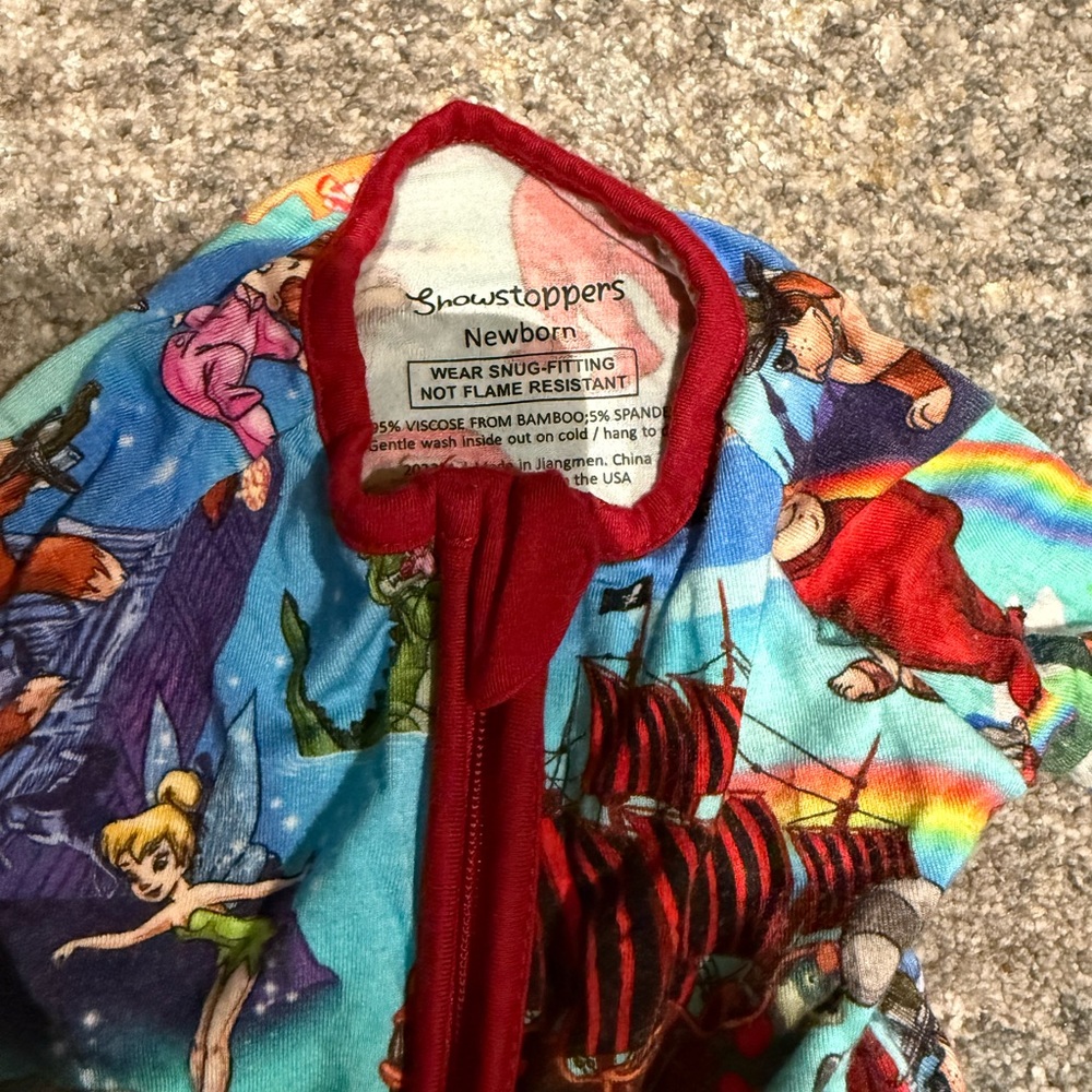 Disney’s Peter Pan Vibrant Red and Blue Cartoon Footies One Piece - Picture 2 of 3